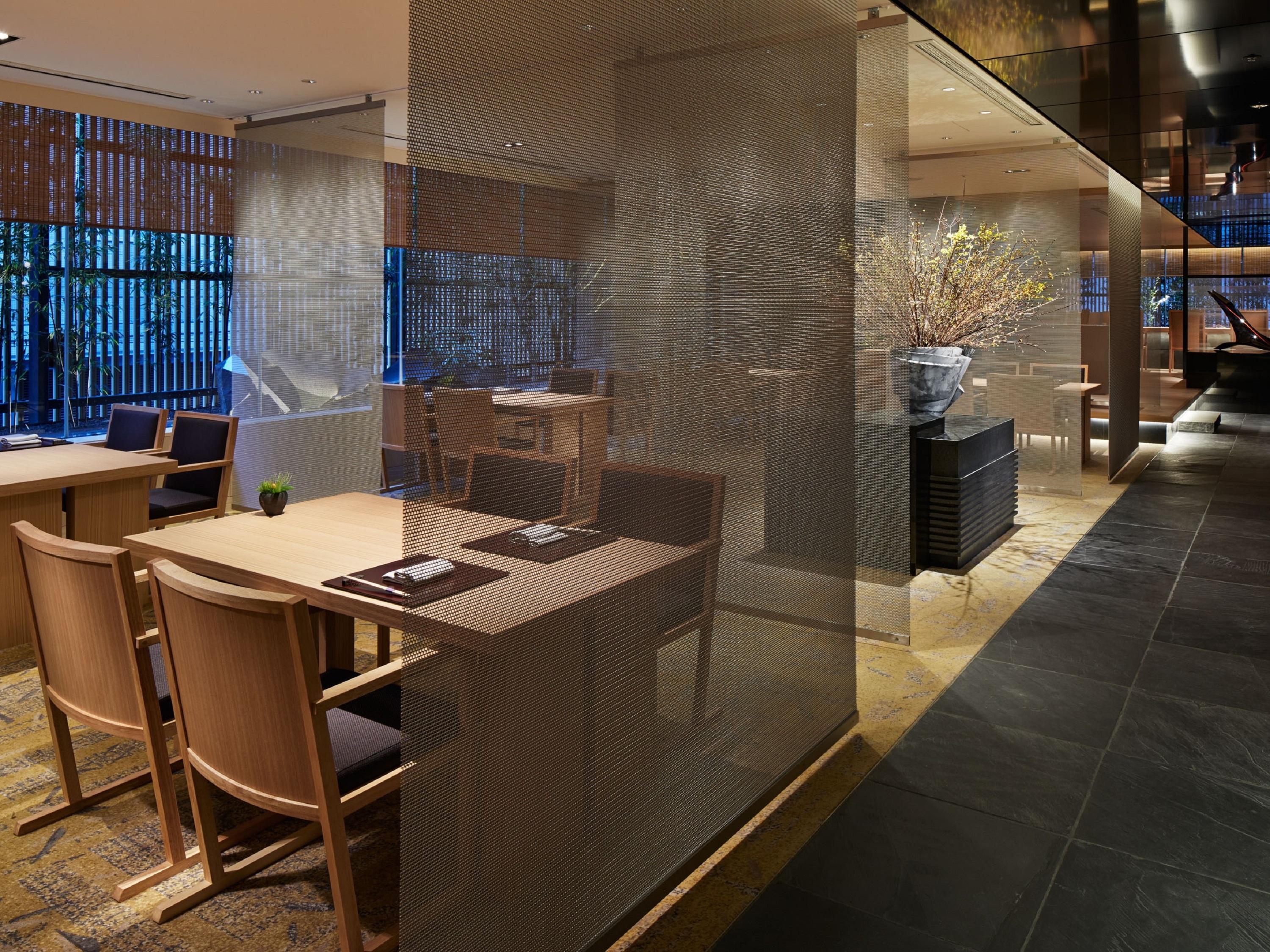 The Thousand Киото Екстериор снимка Interior of the restaurant
